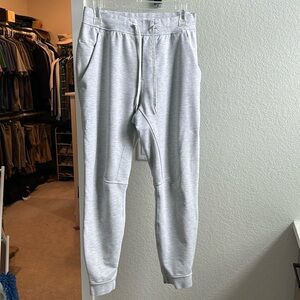 Lululemon men’s city sweat jogger